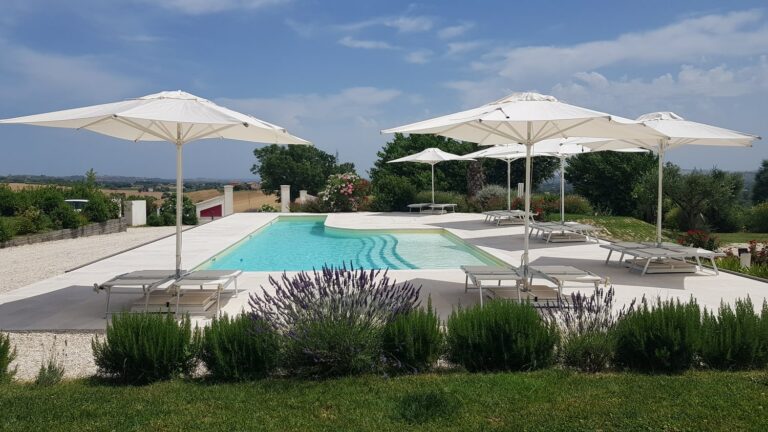 Location eventi Con Piscina Ancona